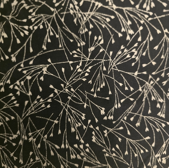 Land's End Medium Cotton Blend(?) Navy Short Sleeve Pockets Scrub Top - Picture 4 of 8